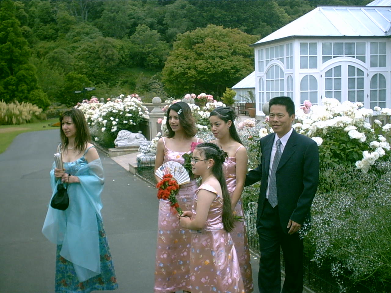 Kiesanowski and Kerdemelidis wedding trip/3_Garden_Photos/IMG00007.JPG